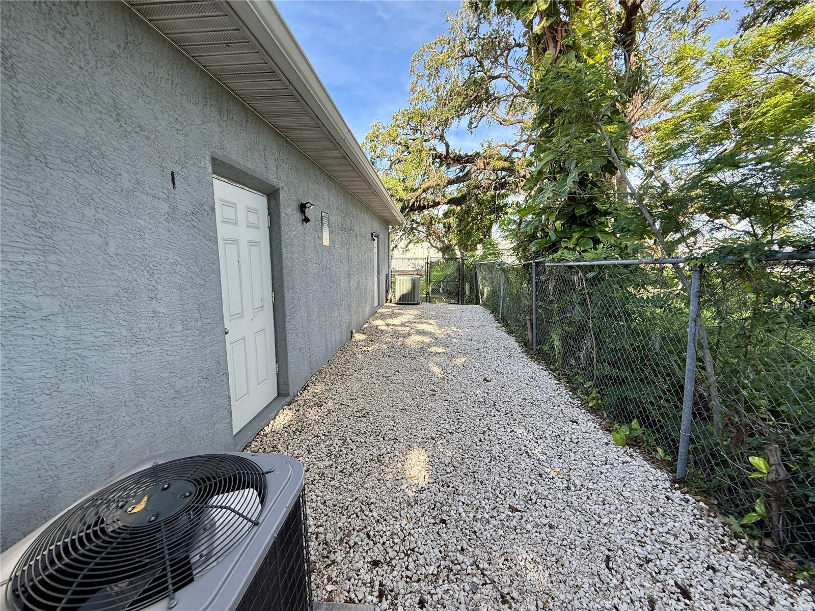 GAZEBO SQUARE COMM - Commercial Sale