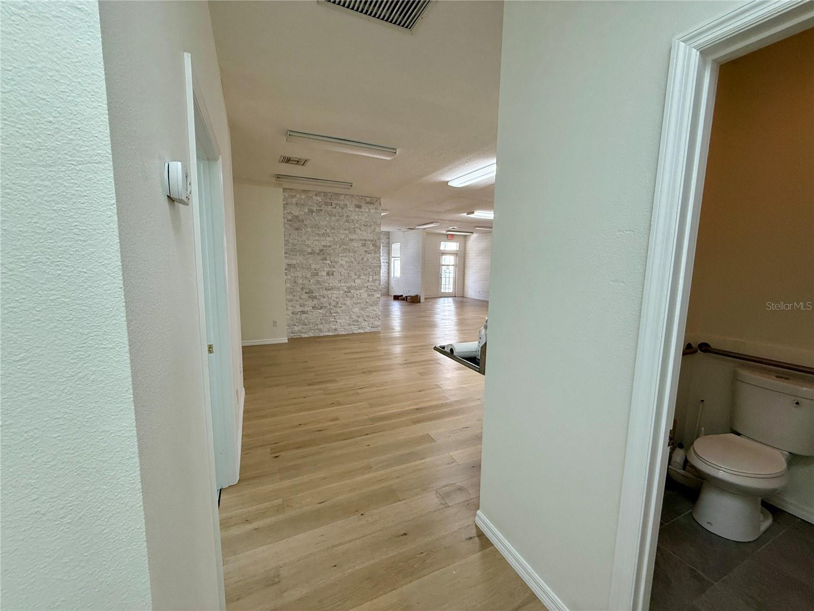 GAZEBO SQUARE COMM - Commercial Sale