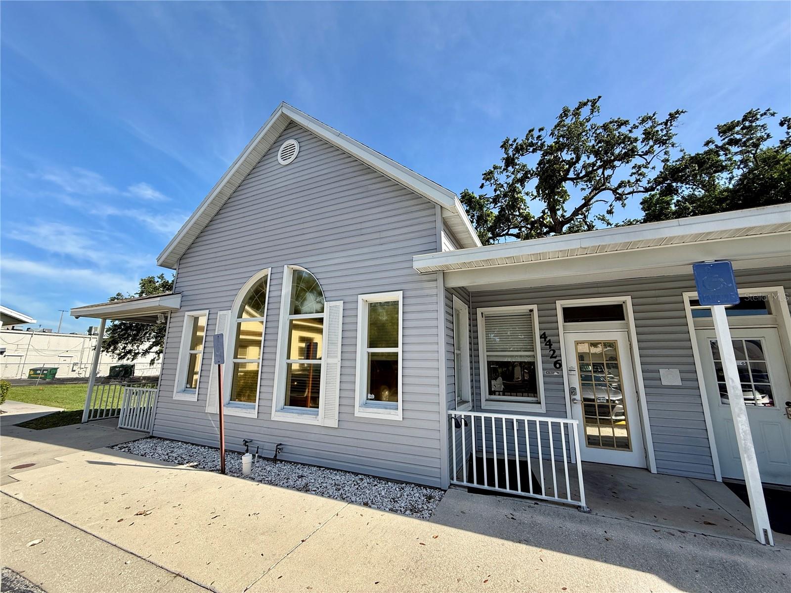 GAZEBO SQUARE COMM - Commercial Sale