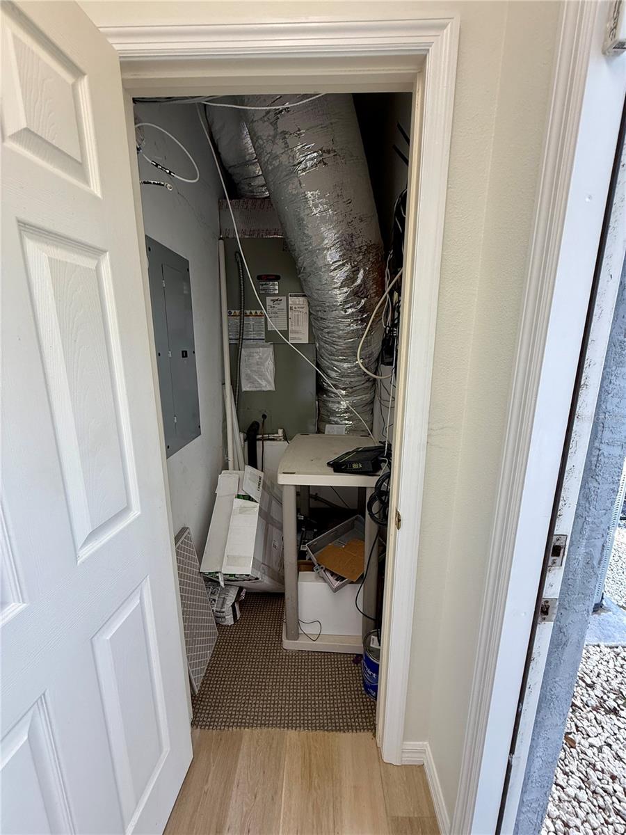 GAZEBO SQUARE COMM - Commercial Sale