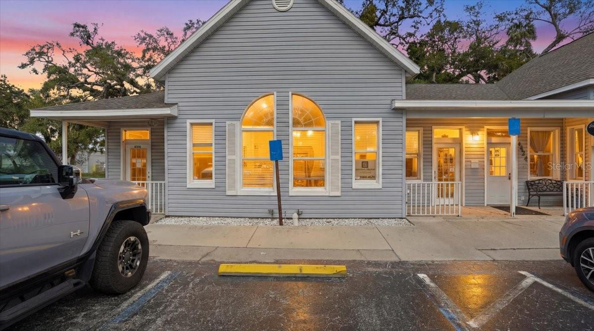 GAZEBO SQUARE COMM - Commercial Sale