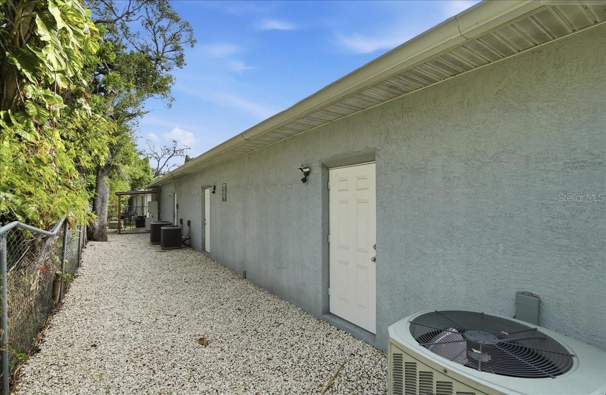 GAZEBO SQUARE COMM - Commercial Sale