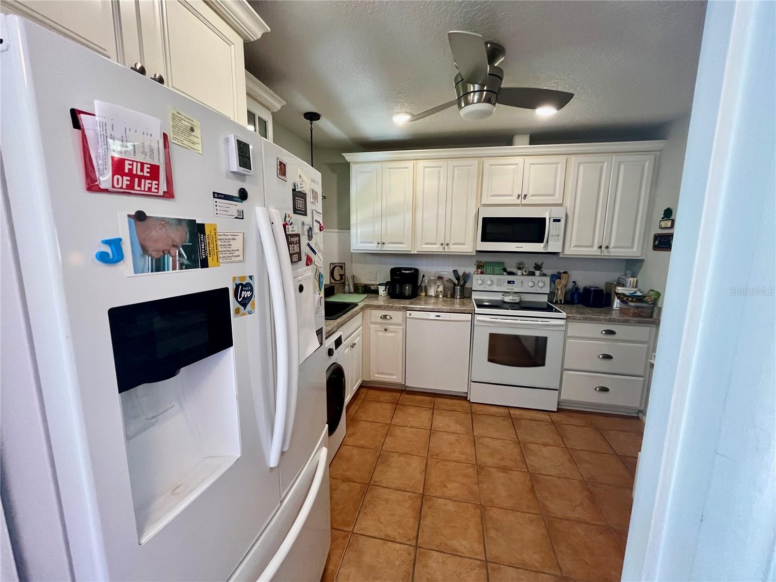 ON TOP OF THE WORLD - Residential