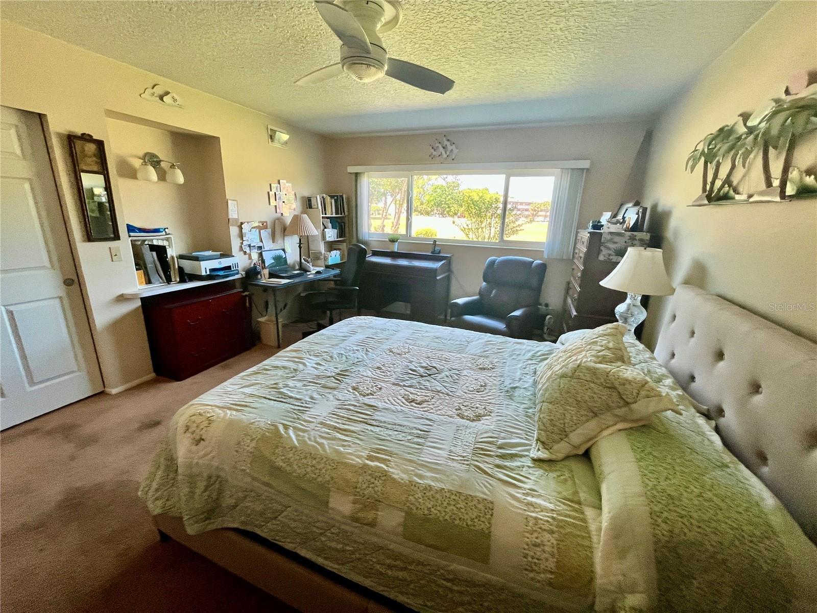 ON TOP OF THE WORLD - Residential