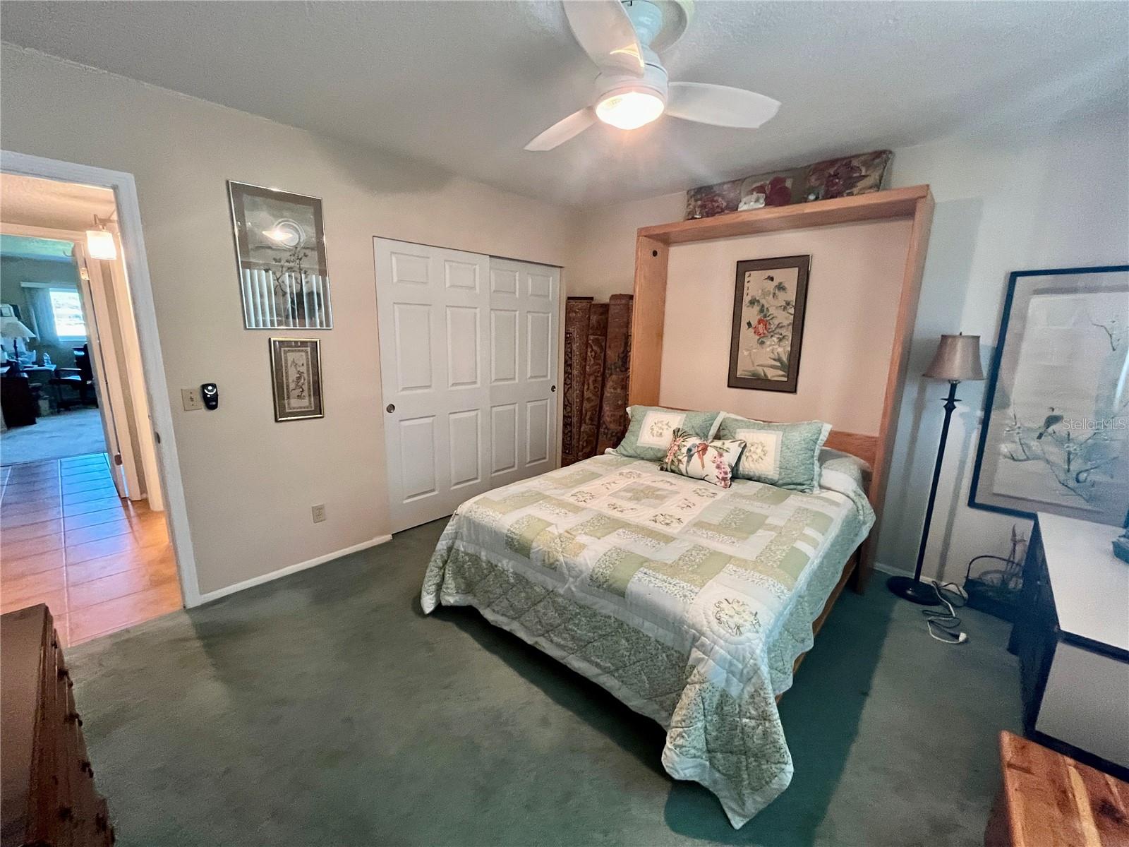 ON TOP OF THE WORLD - Residential