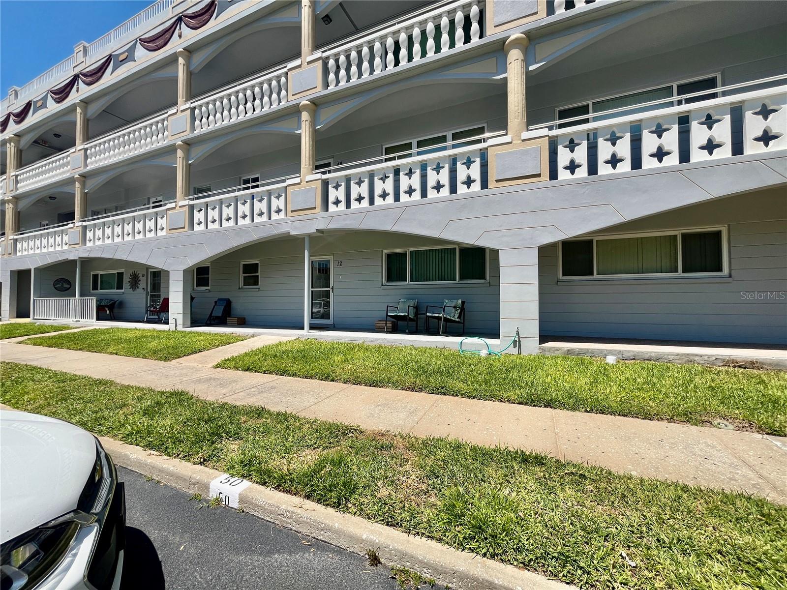 ON TOP OF THE WORLD - Residential