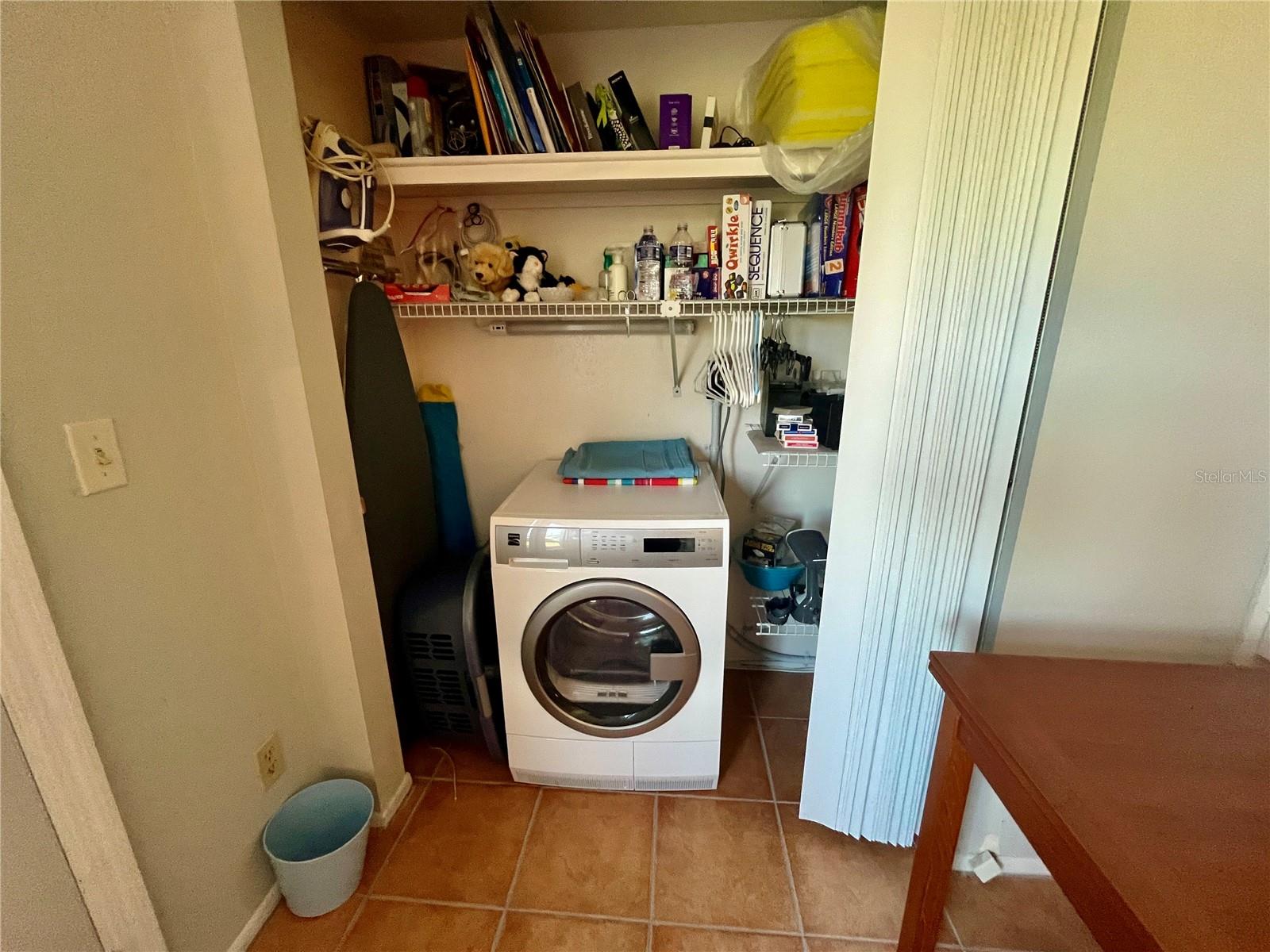 ON TOP OF THE WORLD - Residential