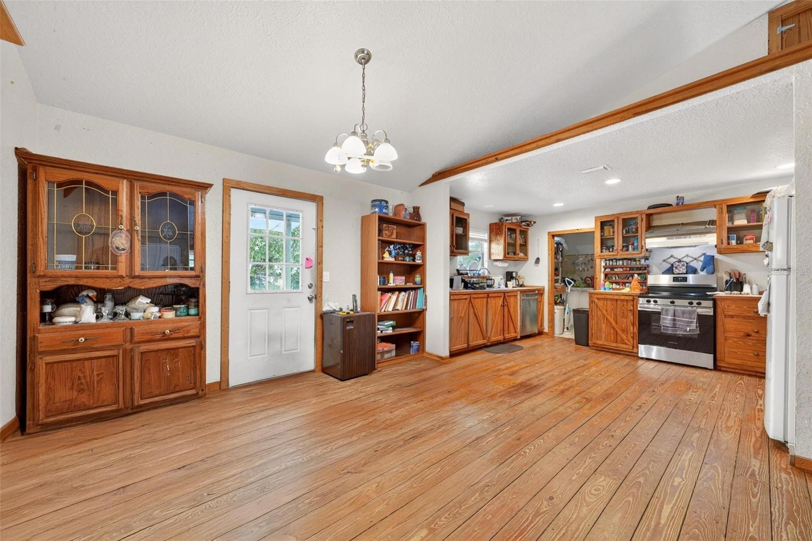 EAST UMATILLA - Residential