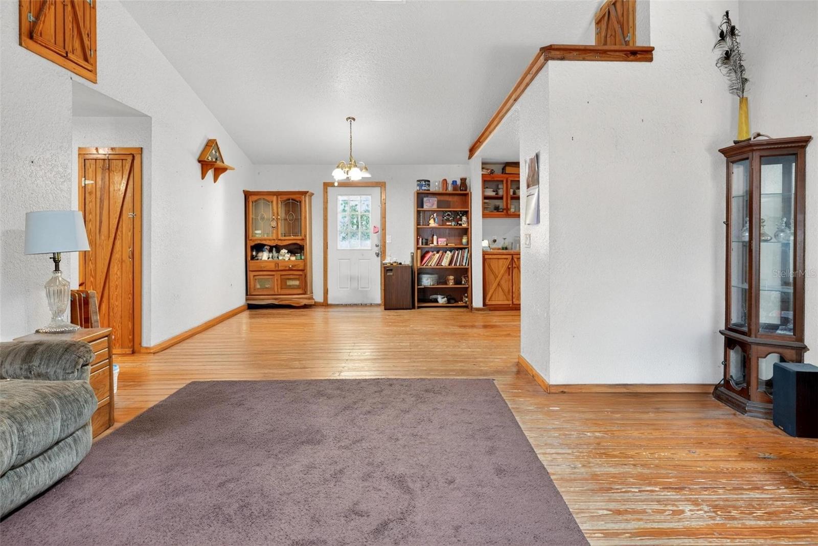 EAST UMATILLA - Residential