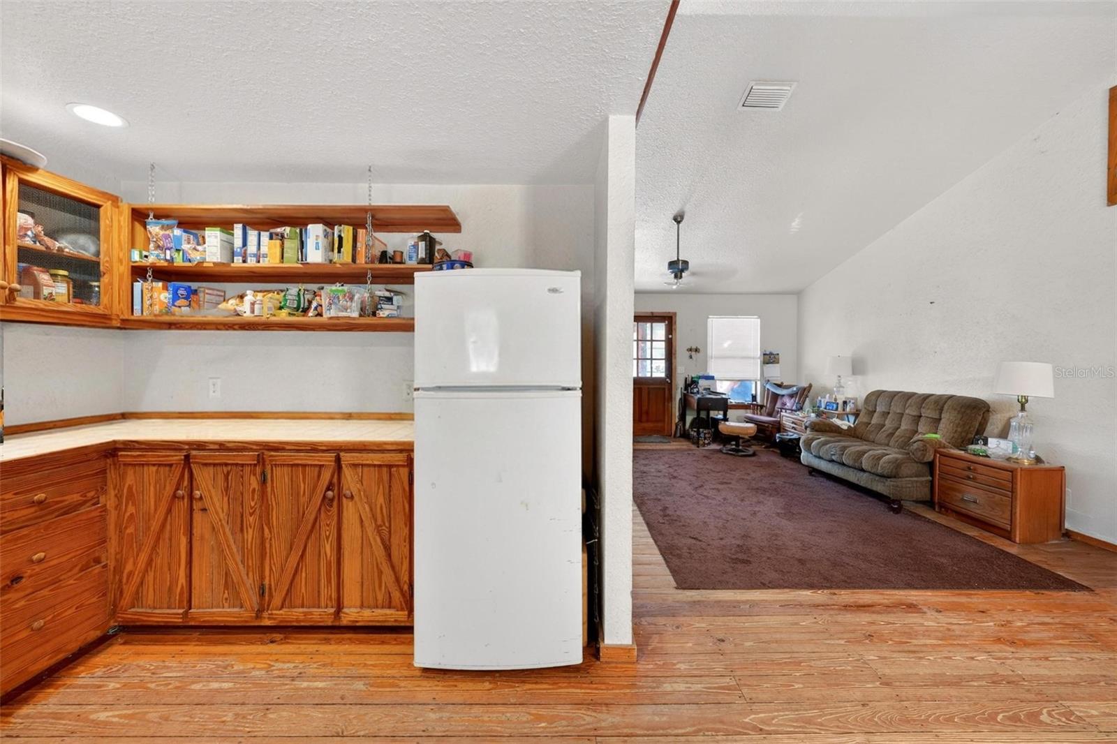 EAST UMATILLA - Residential