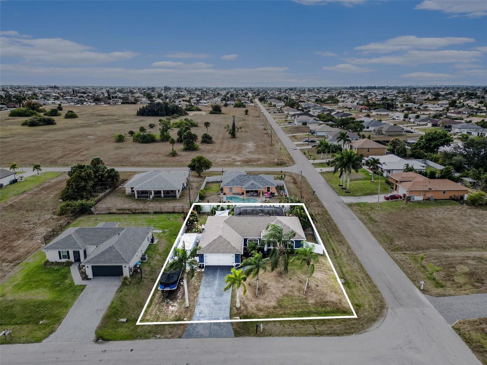CAPE CORAL - Residential