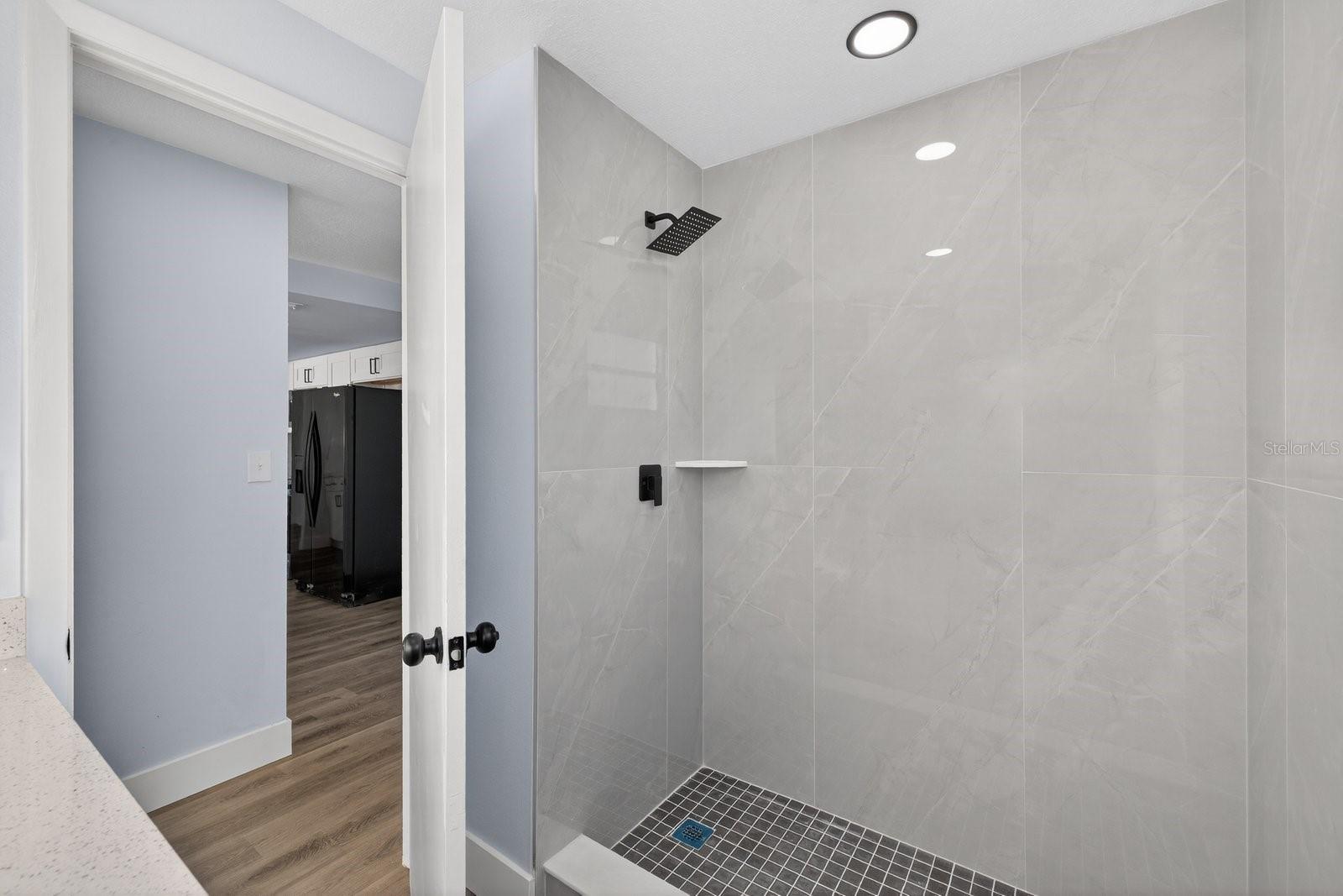 EMBASSY HILLS - Residential