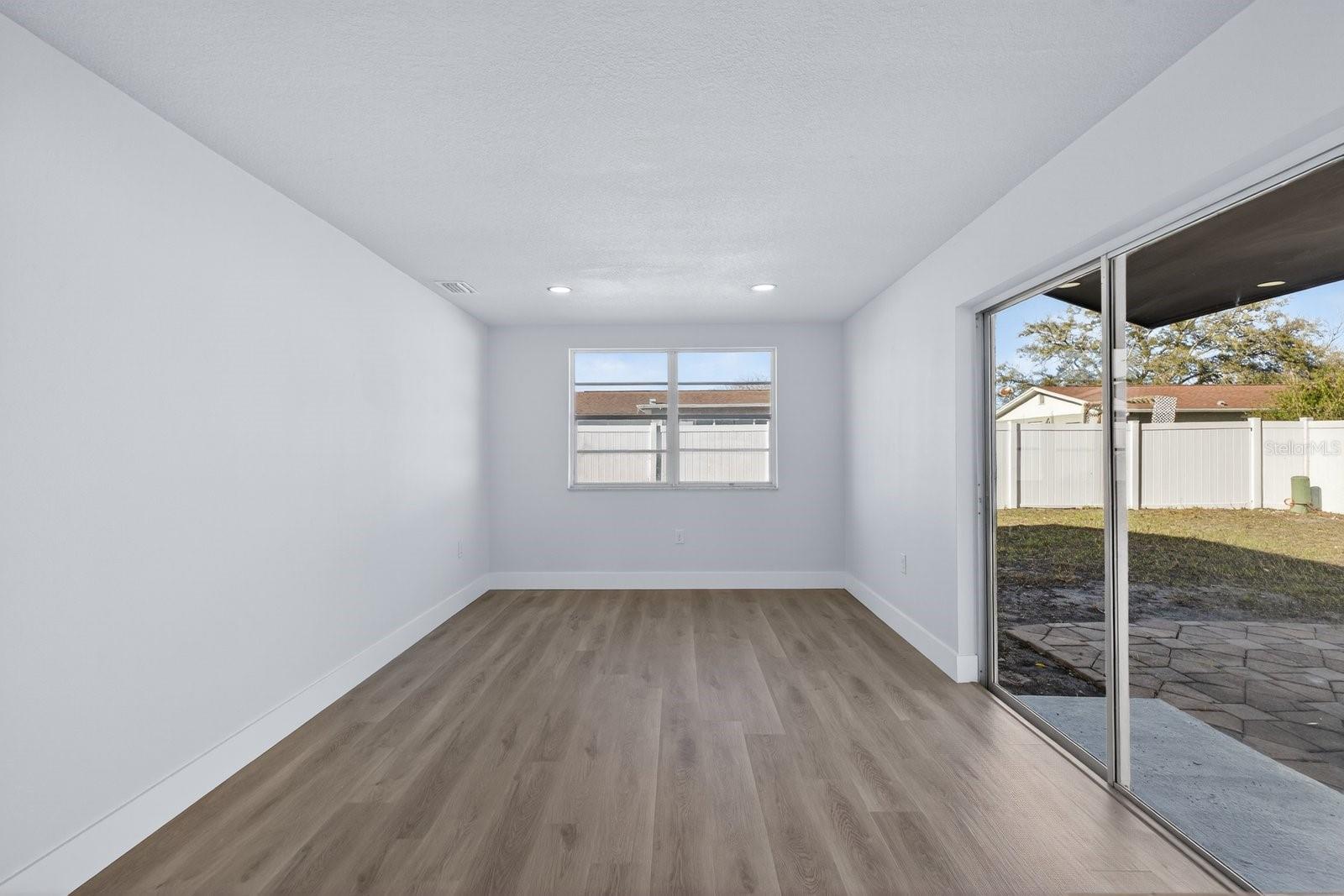 EMBASSY HILLS - Residential