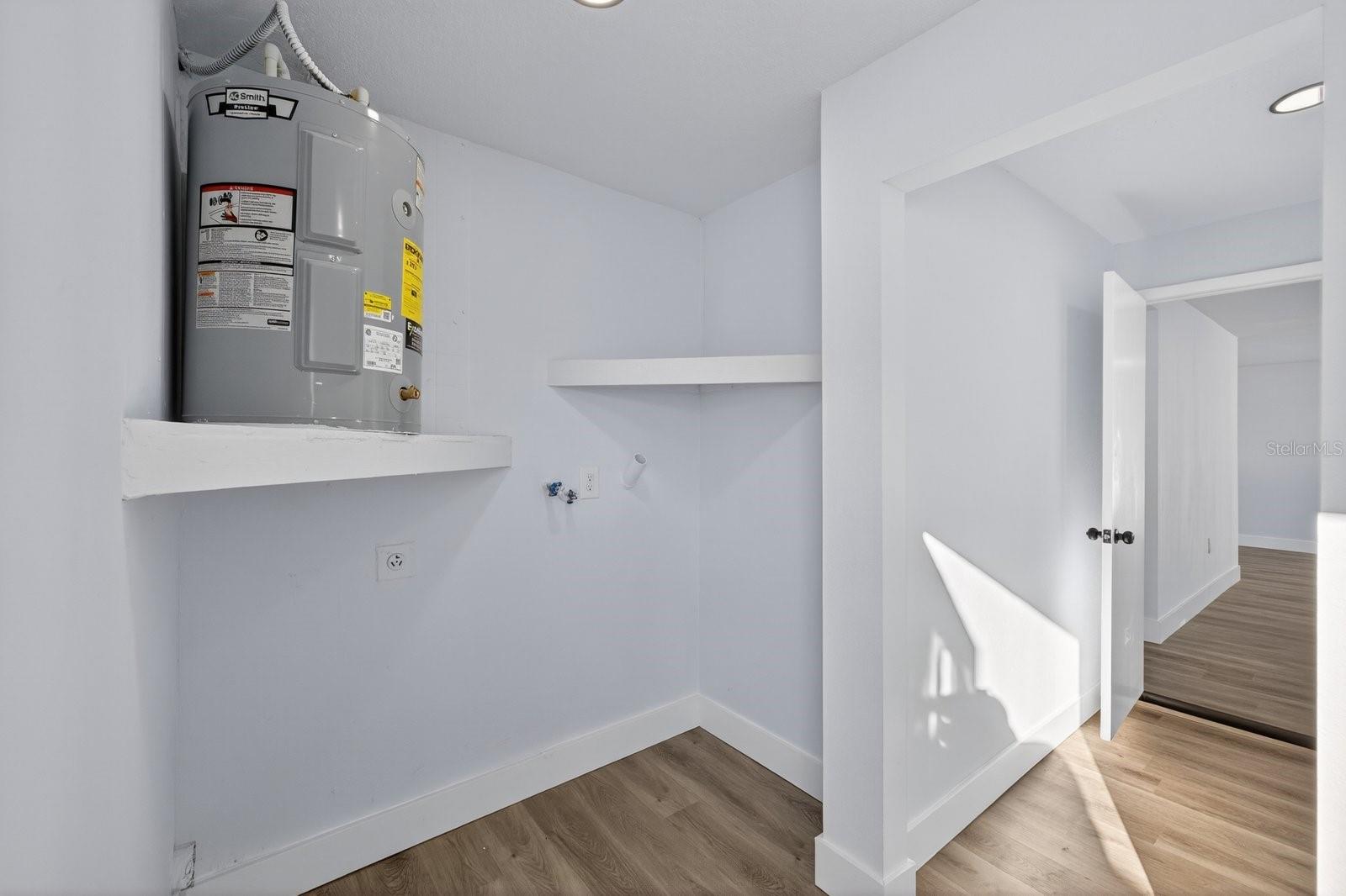 EMBASSY HILLS - Residential