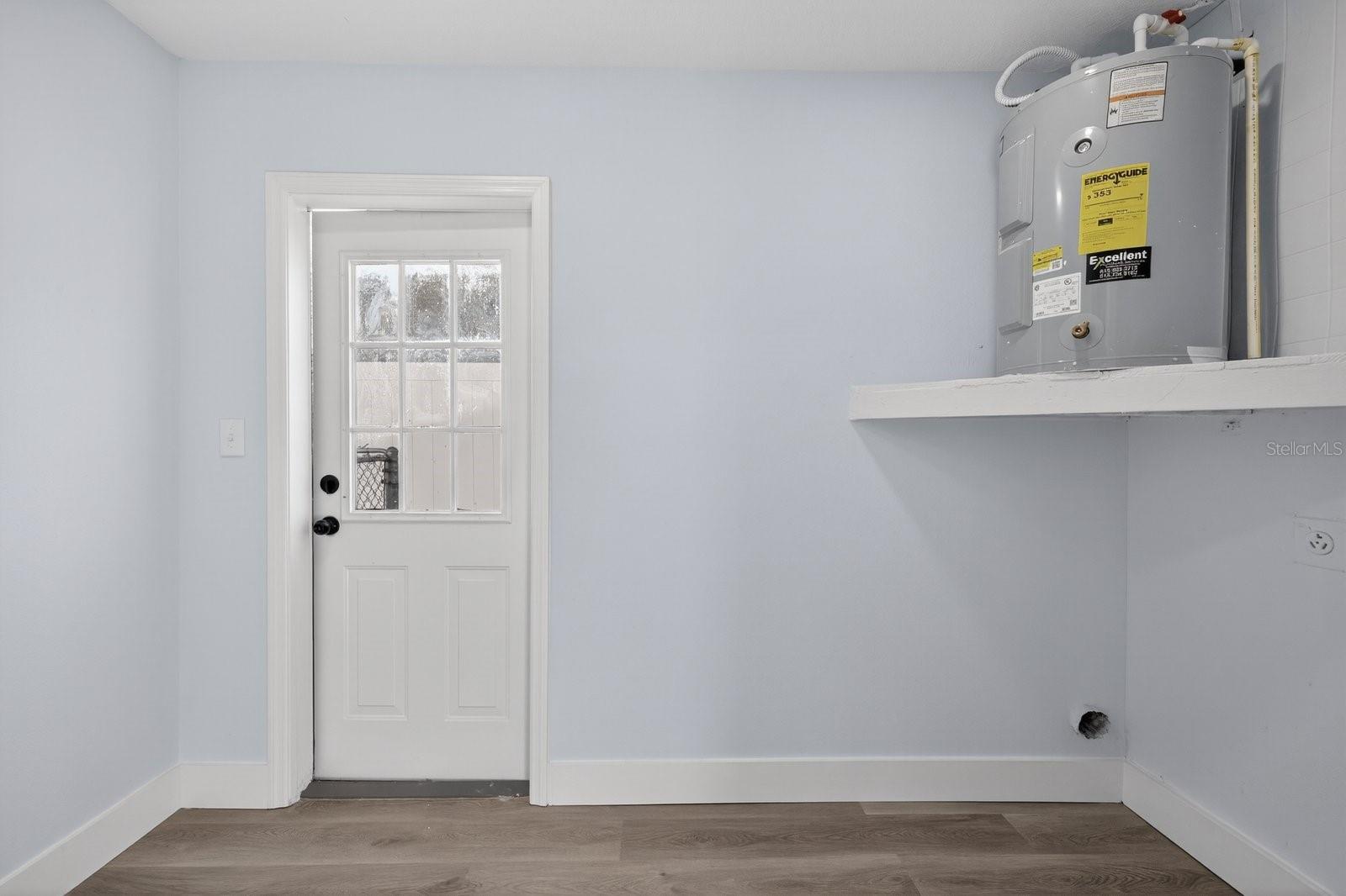 EMBASSY HILLS - Residential