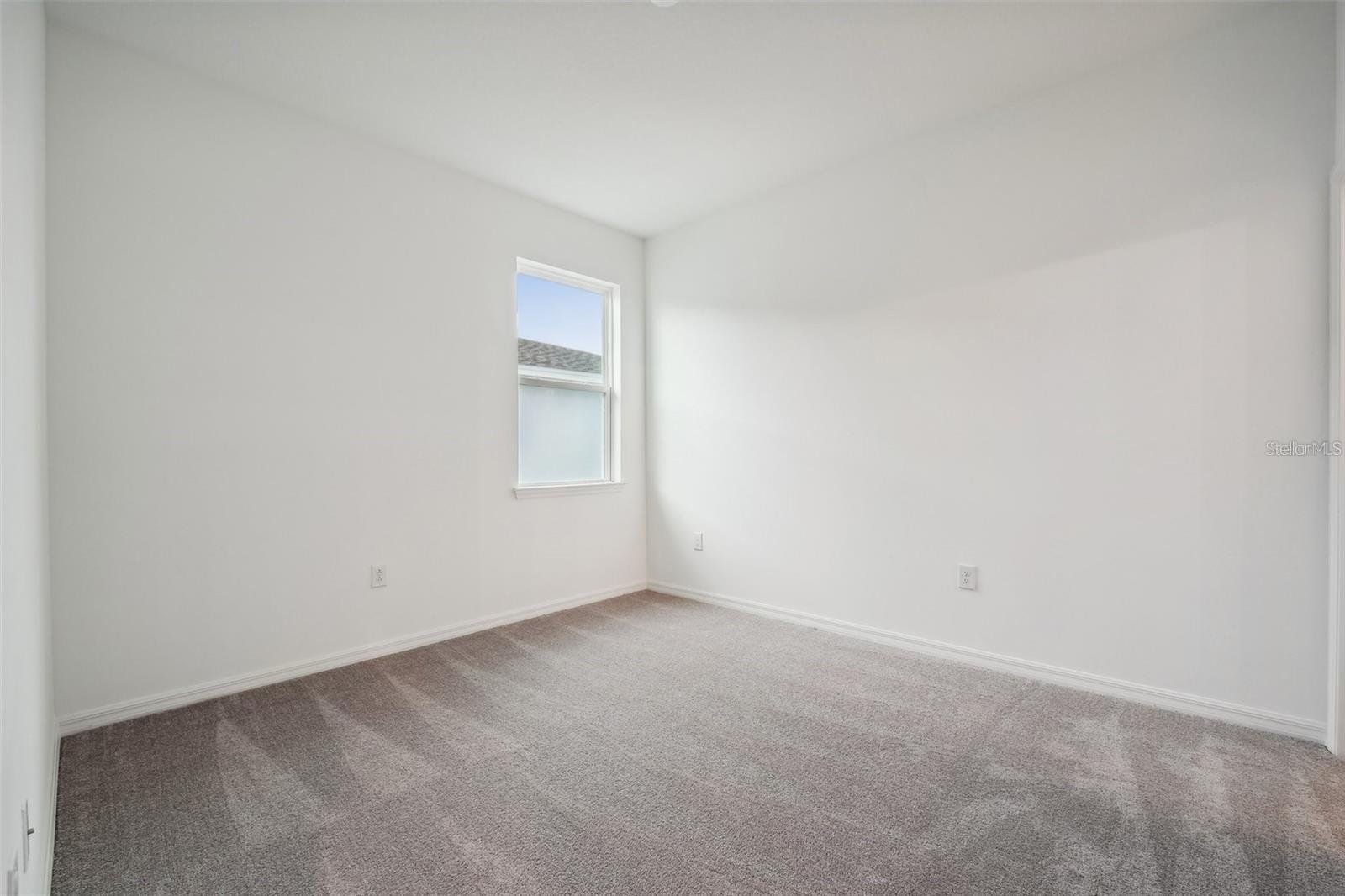 SUNSET LAKES ESTATES - Residential