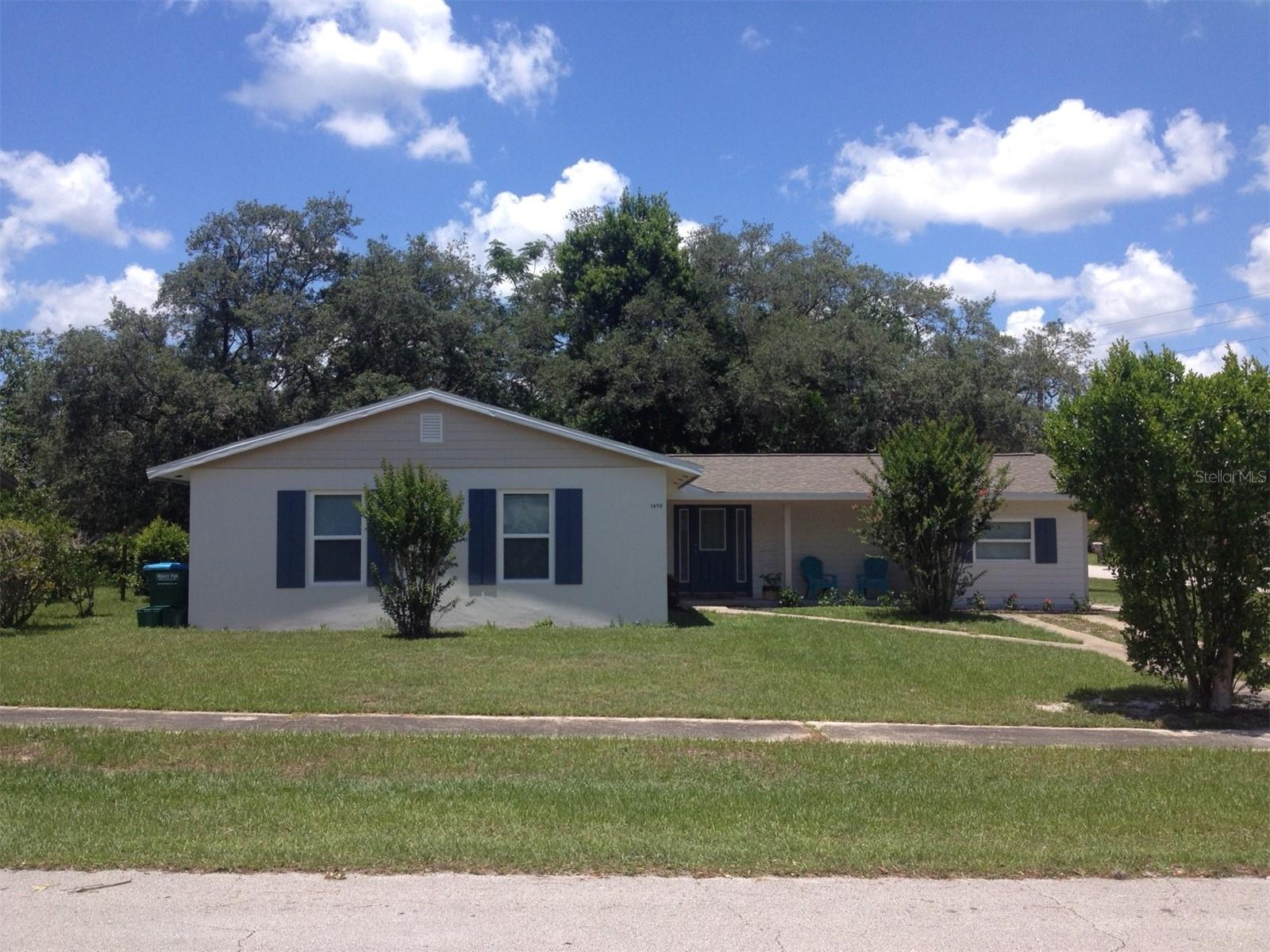 DELTONA LAKES UNIT 07 - Residential Lease
