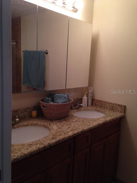 DELTONA LAKES UNIT 07 - Residential Lease