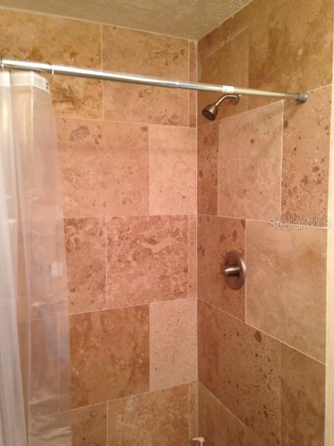 DELTONA LAKES UNIT 07 - Residential Lease