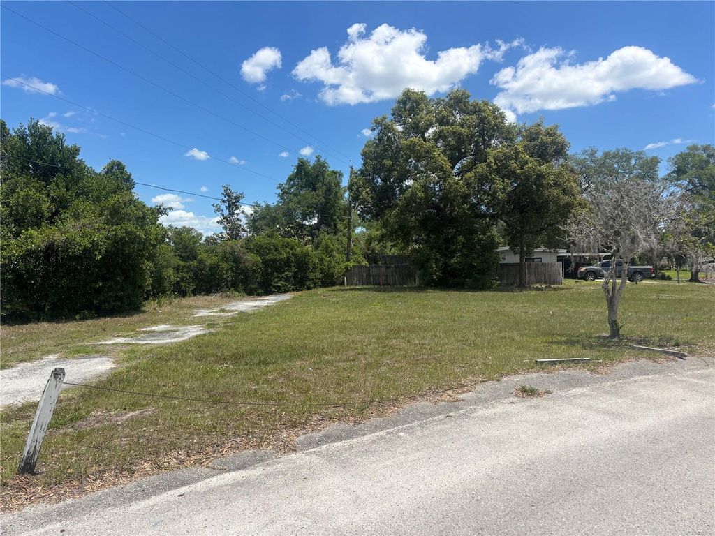 Photo of Lakewood Circle, Maitland, FL 32751 (MLS # O6401726)