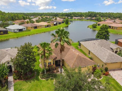 A home in POINCIANA