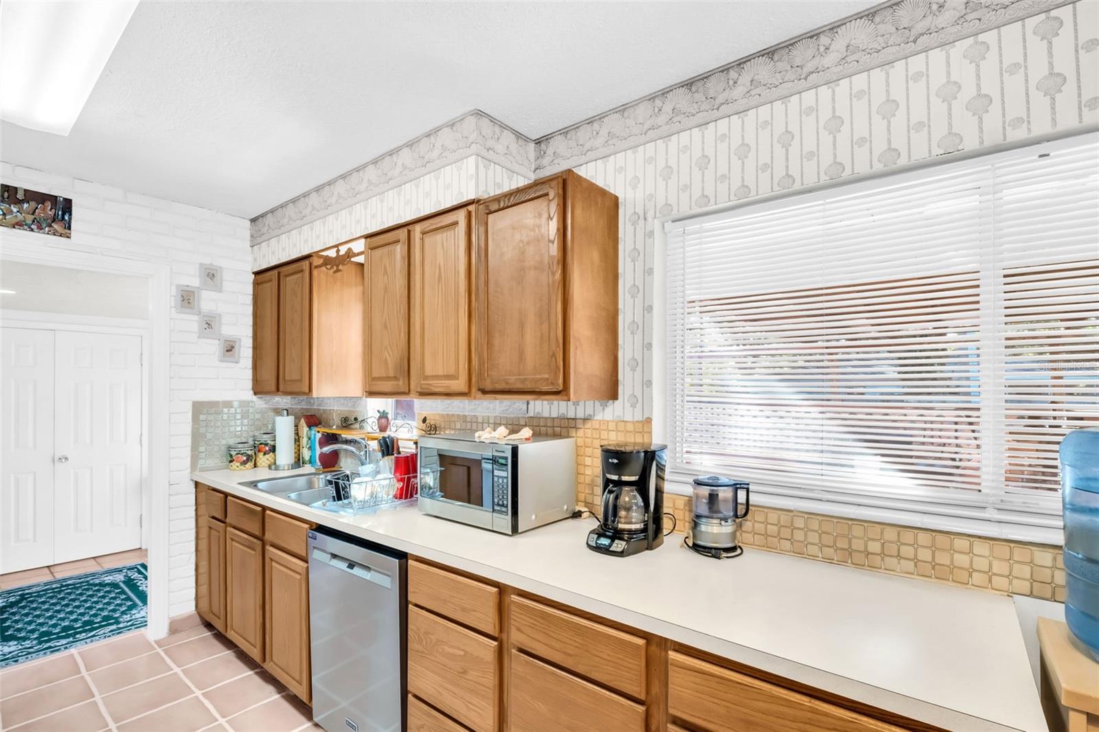 LAKE PASADENA DEV - Residential