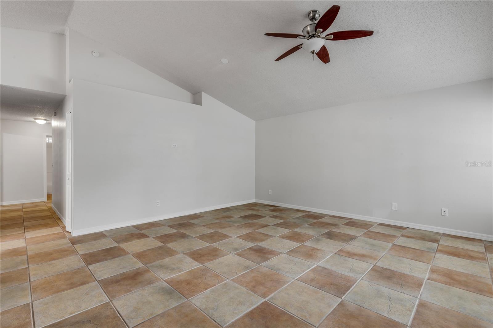 CLARCONA ESTATES - Residential