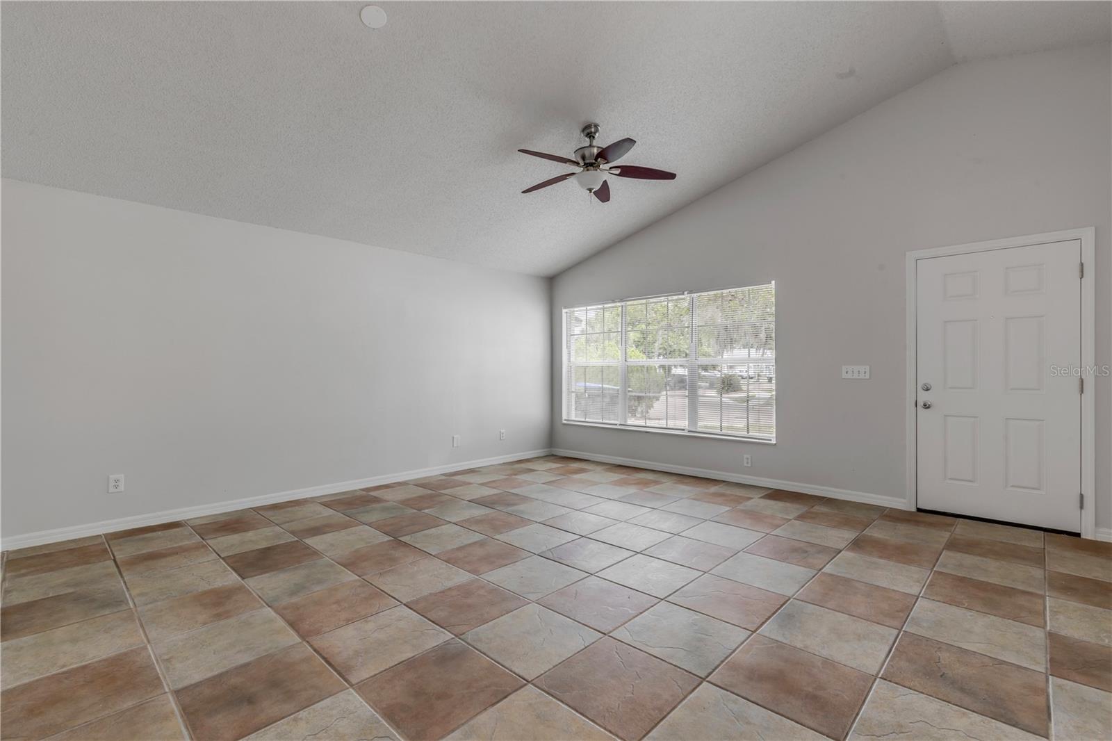 CLARCONA ESTATES - Residential