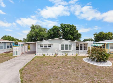 Photo of 6162 Redwing Avenue, Englewood, FL 34224 (MLS # D6146939)