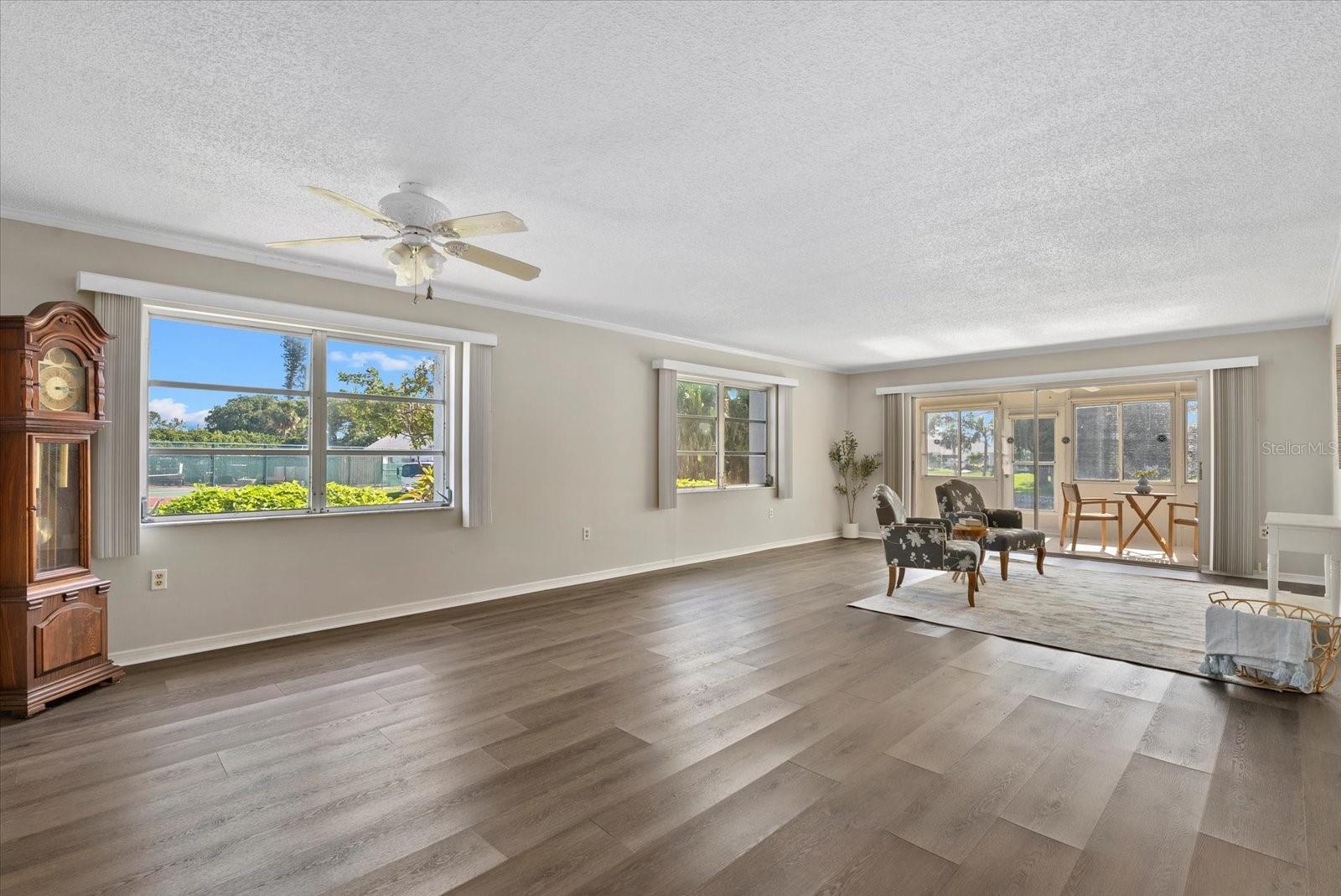 MOUNT VERNON PH 3 - Residential Lease