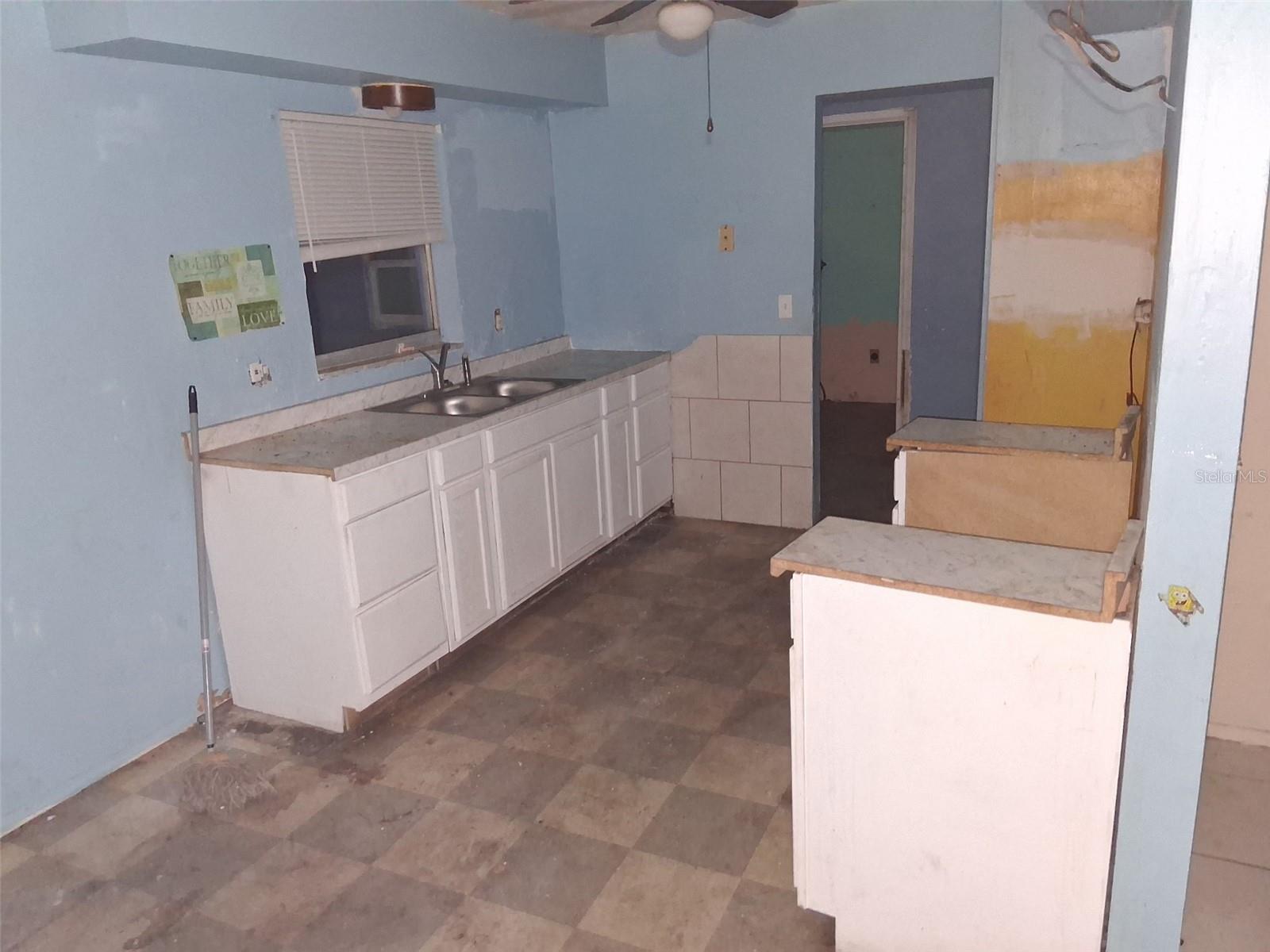 JACKSONS C E SUB - Residential