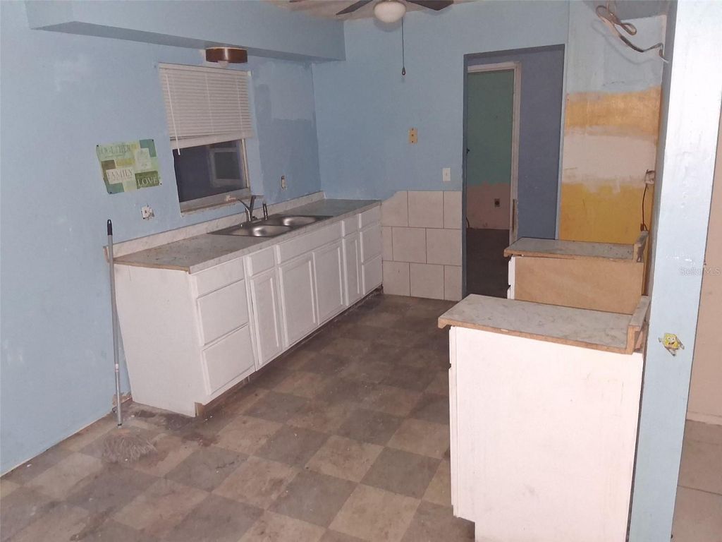 Photo of 1001 Carlton Street, Clearwater, FL 33755 (MLS # TB8465259)