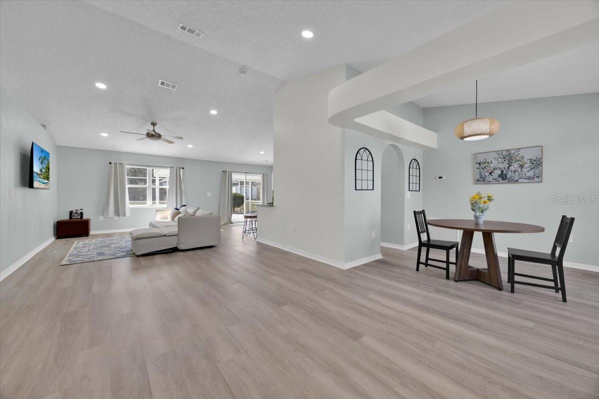 406 BRAMBLE WAY