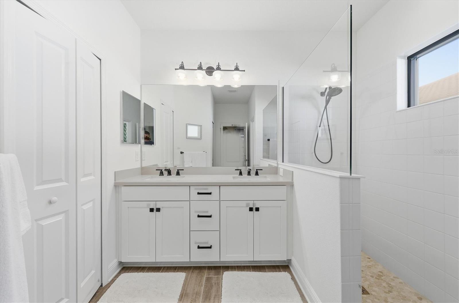 VICENZA PH 1 - Residential