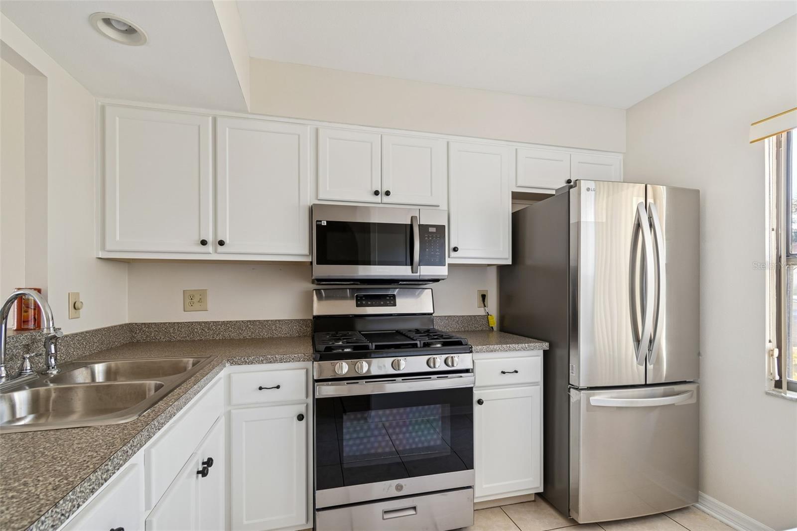 MISSION HILLS CONDO - Residential