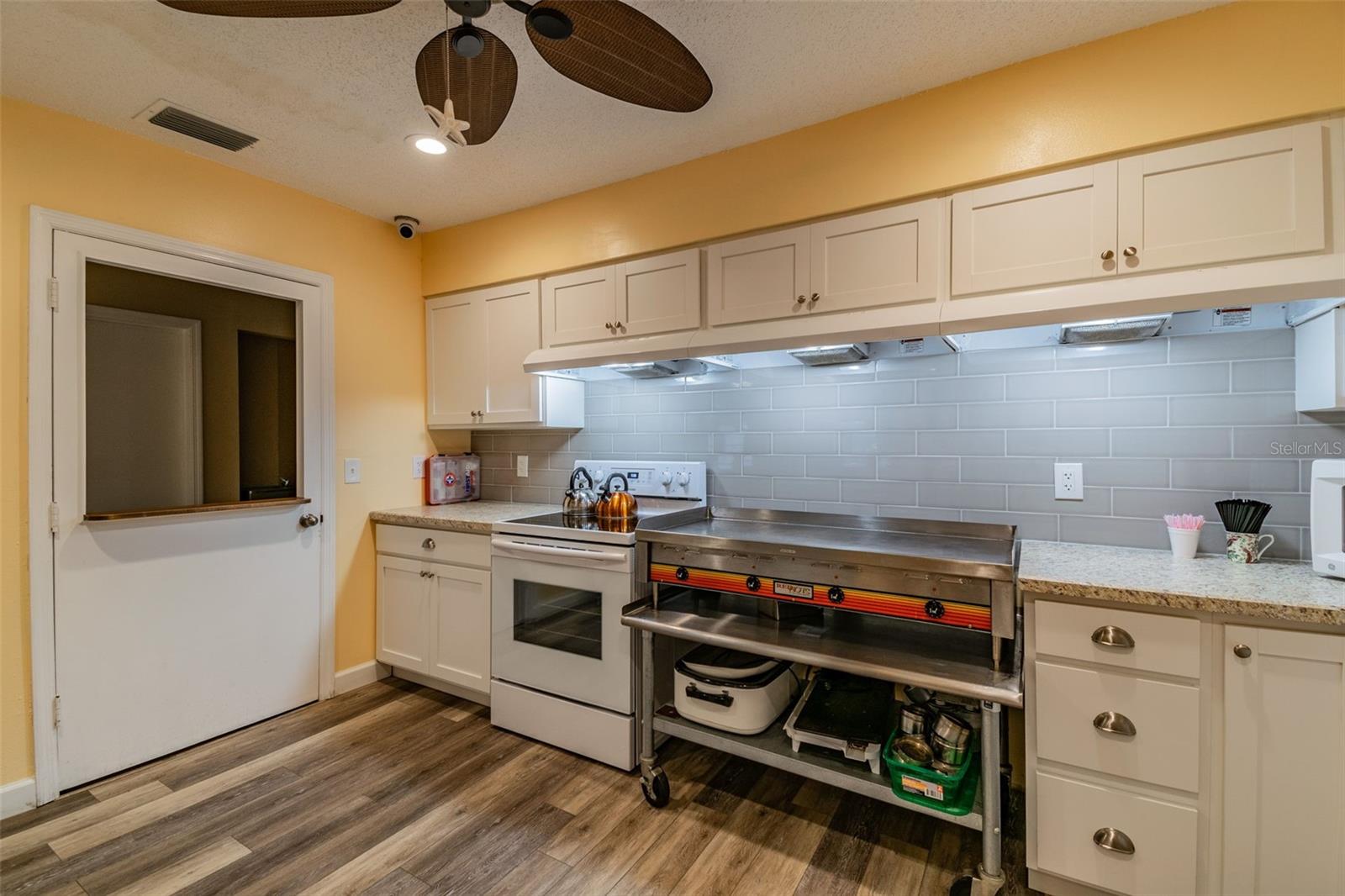 MISSION HILLS CONDO - Residential