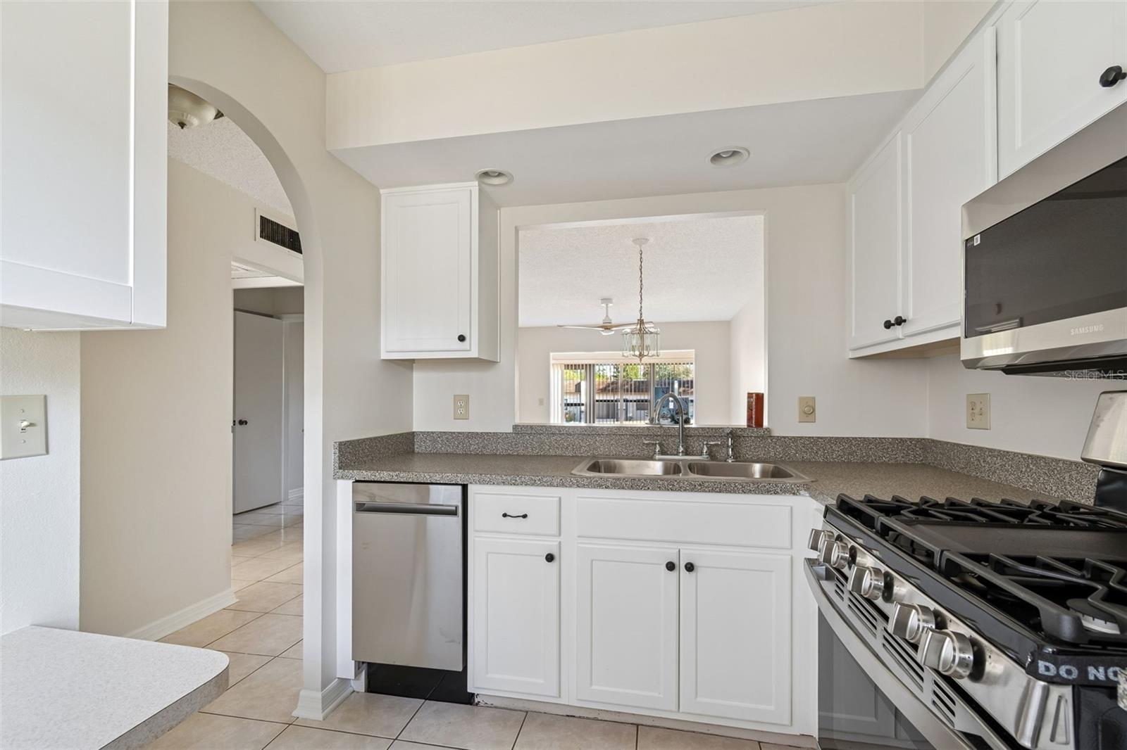 MISSION HILLS CONDO - Residential