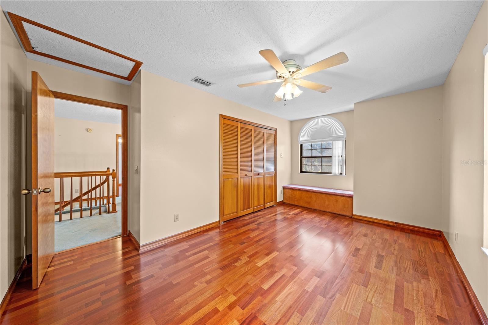 EAST LAKE ESTATES - Residential