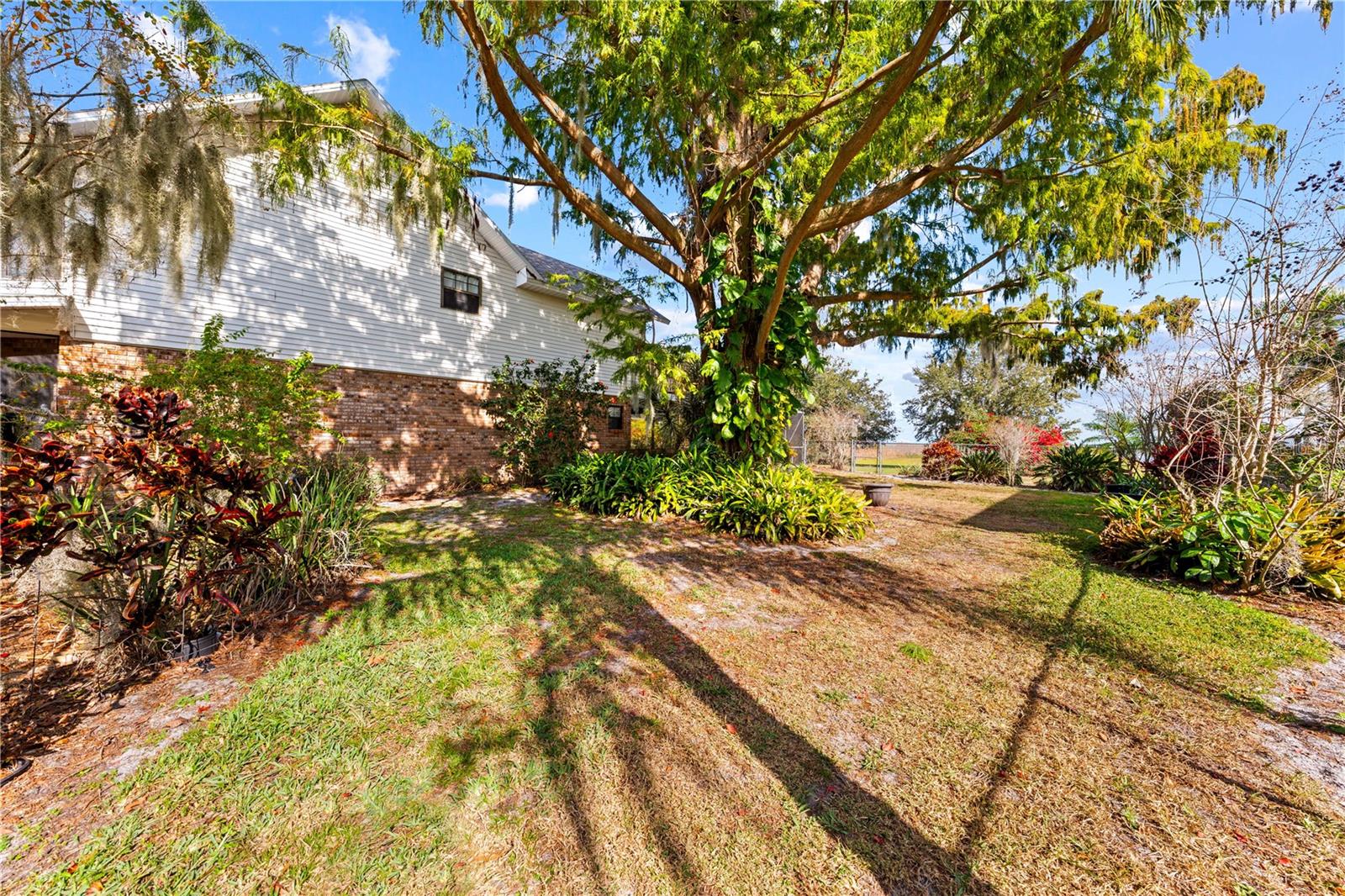 EAST LAKE ESTATES - Residential