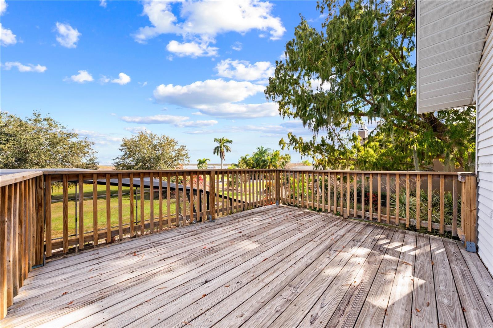 EAST LAKE ESTATES - Residential