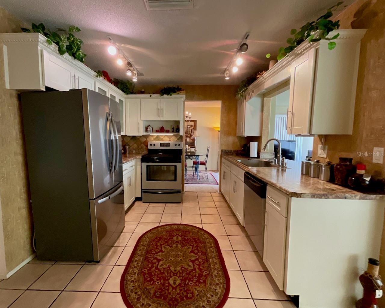 MAINLANDS OF TAMARAC BY THE GULF UNIT 3 CONDO - Residential