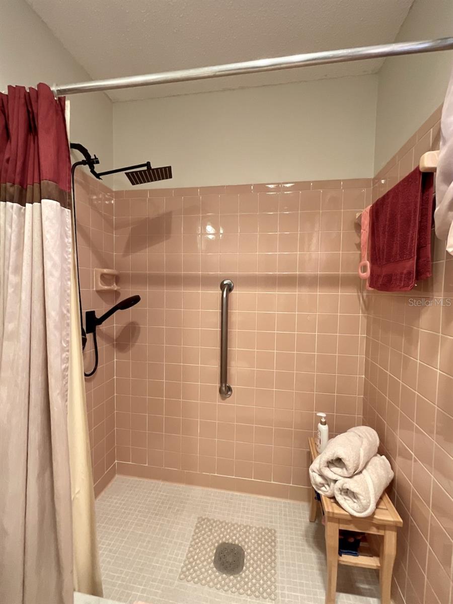 MAINLANDS OF TAMARAC BY THE GULF UNIT 3 CONDO - Residential