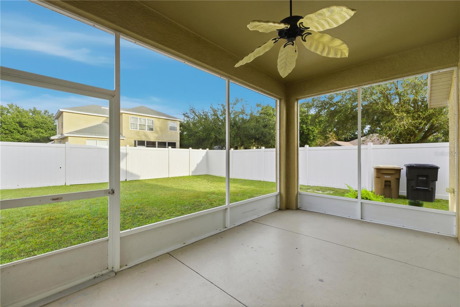 SADDLE CREEK PHASE 1 - Residential Lease