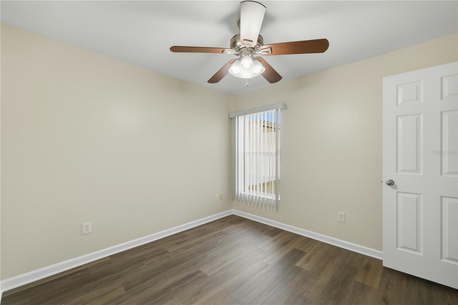 SADDLE CREEK PHASE 1 - Residential Lease