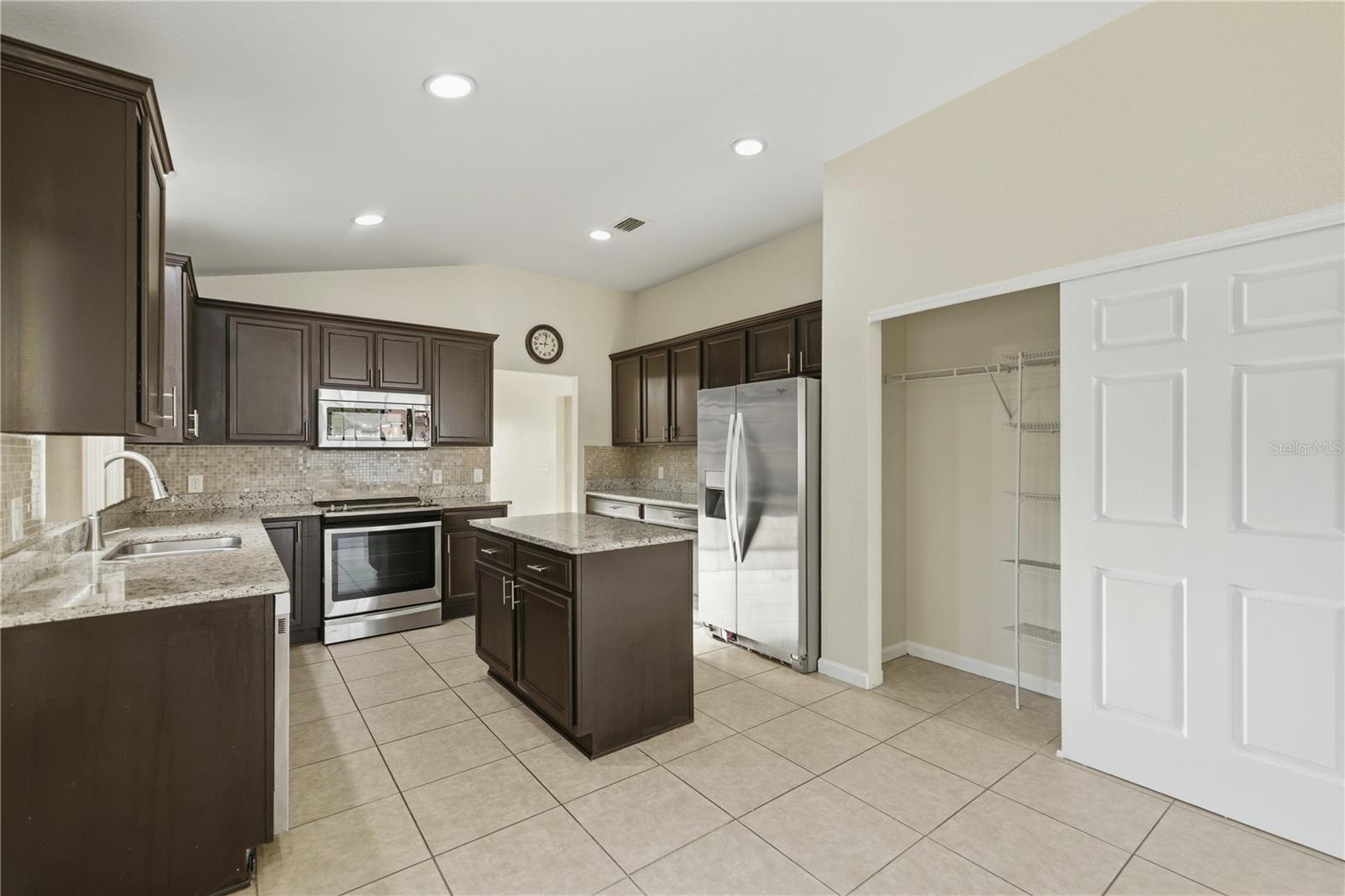 SADDLE CREEK PHASE 1 - Residential Lease