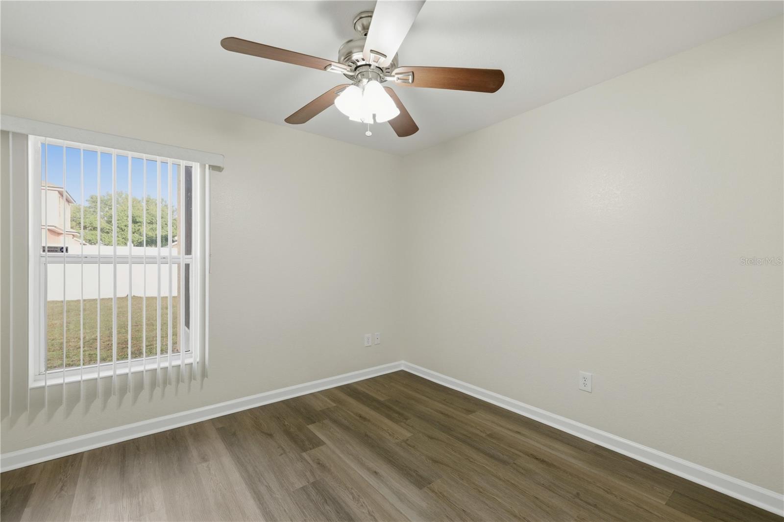 SADDLE CREEK PHASE 1 - Residential Lease