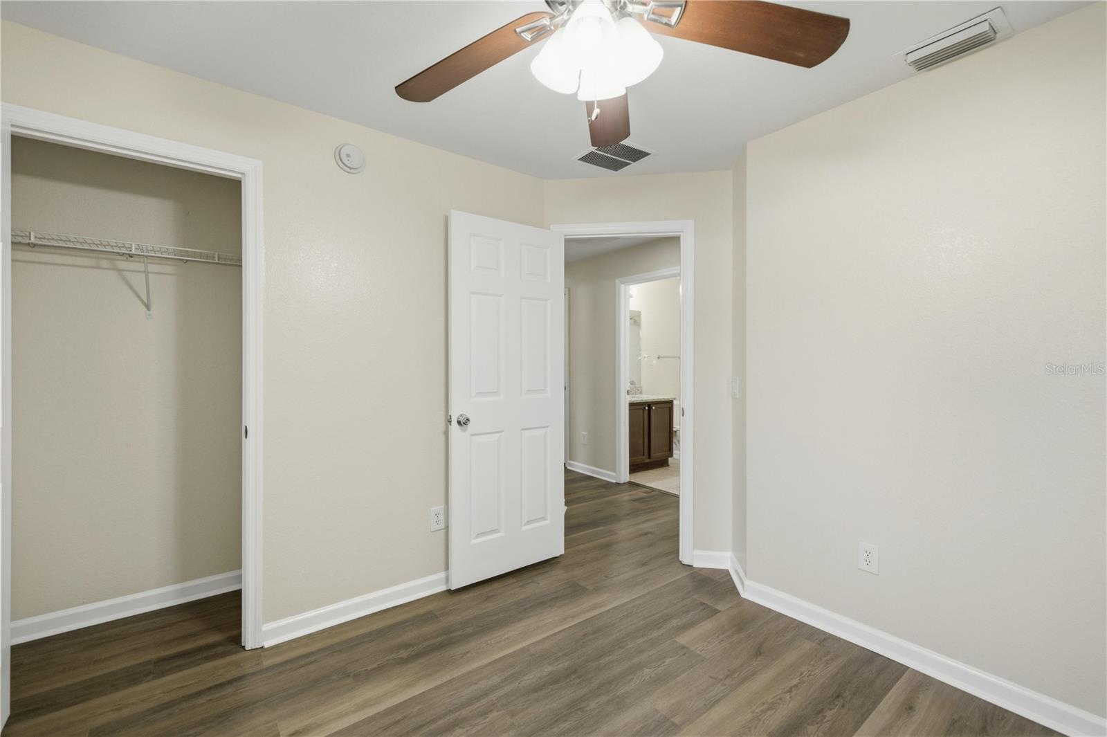 SADDLE CREEK PHASE 1 - Residential Lease