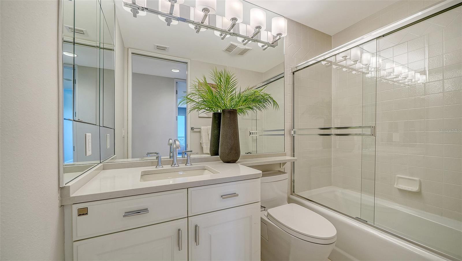 GRAND BAY 2 - Residential