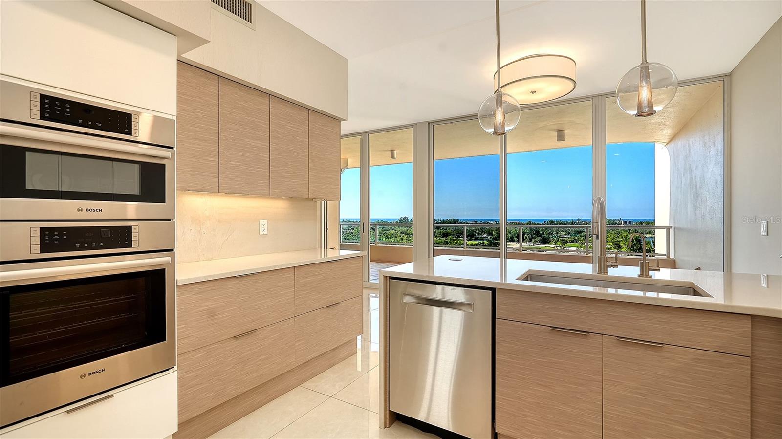 GRAND BAY 2 - Residential