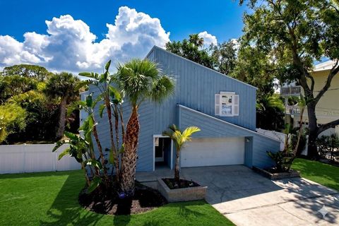 Photo of 105 Peterson Lane, Palm Harbor, FL 34683 (MLS # TB8501897)